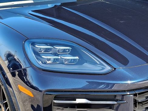 New 2026 Porsche Cayenne S image 10