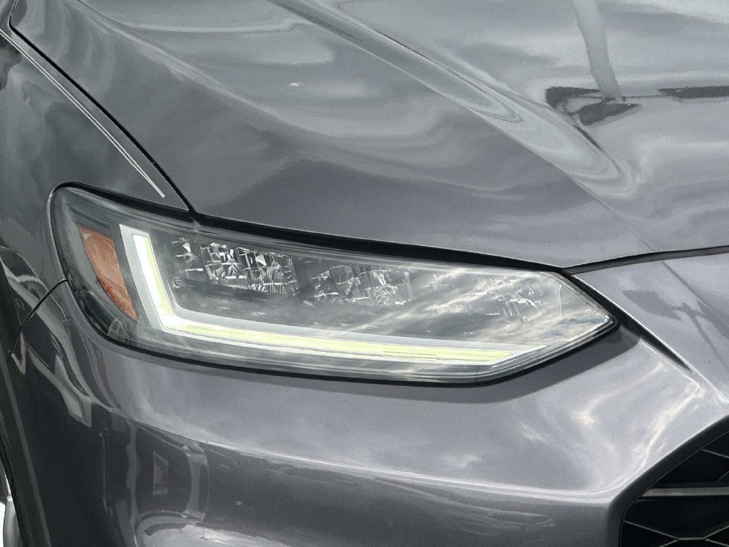 Used 2023 Honda HR-V LX image 8