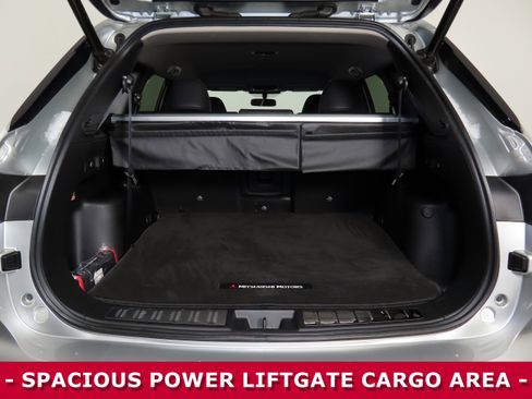 Used 2024 Mitsubishi Outlander SE image 27