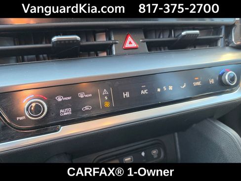 Certified 2024 Kia Sportage EX image 20