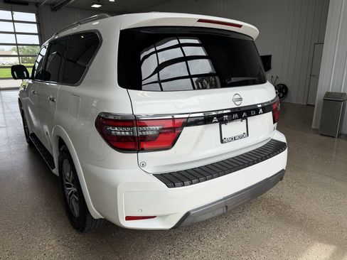 Used 2024 Nissan Armada SL w/ Captain's Chairs Package AWD/4WD image 20