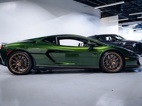 Used 2026 Lamborghini Temerario AWD/4WD image 6