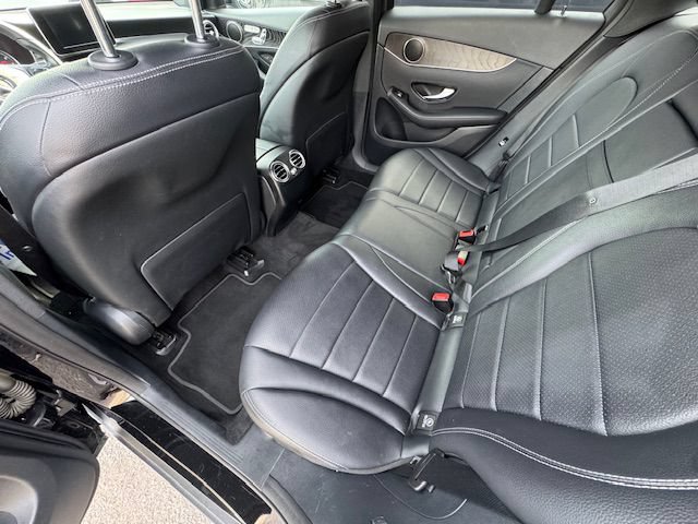 Used 2017 Mercedes-Benz GLC 300 4MATIC image 14