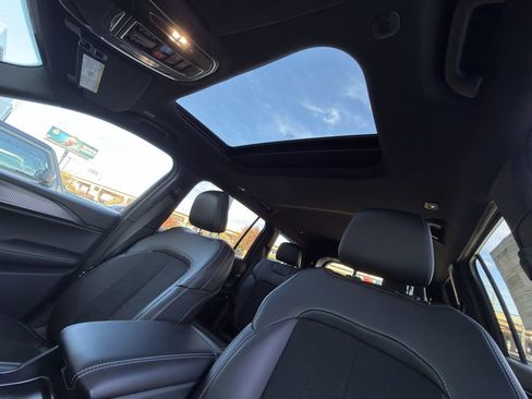 New 2025 Jeep Grand Cherokee L Altitude RWD image 19