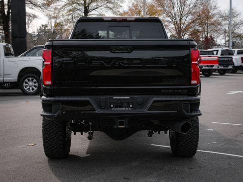 Used 2025 Chevrolet Silverado 2500 High Country w/ High Country Premium Package image 9