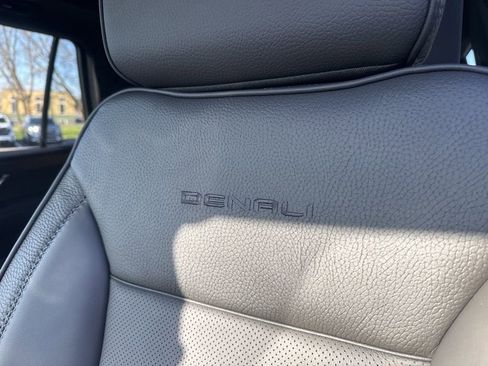 New 2026 GMC Yukon Denali w/ Denali Reserve Package AWD/4WD image 76