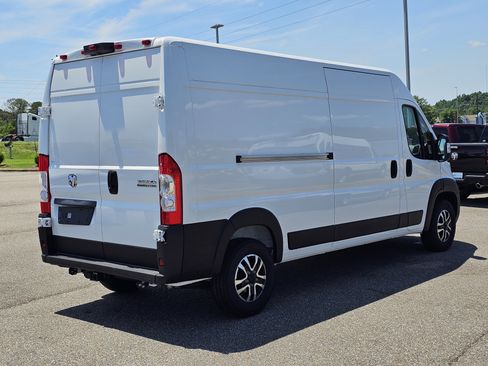 New 2025 RAM ProMaster 3500 w/ Quick Order Package 22H SLT+ FWD image 10
