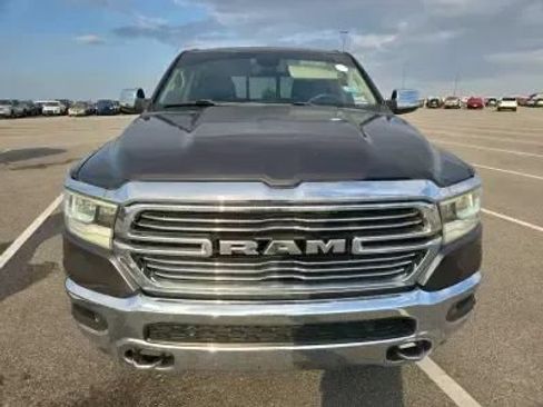 Used 2019 RAM 1500 Laramie AWD/4WD image 6