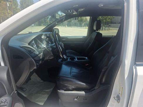 Used 2019 Dodge Grand Caravan GT FWD image 21