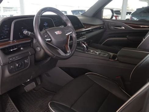 Used 2022 Cadillac Escalade ESV Premium Luxury w/ Performance Package image 7