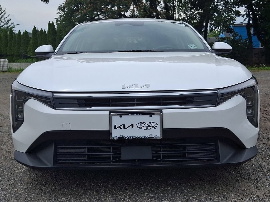 Certified 2025 Kia K4 FWD image 2