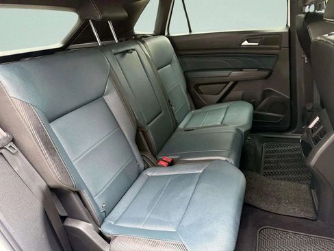 Used 2021 Volkswagen Atlas Cross Sport SEL image 12