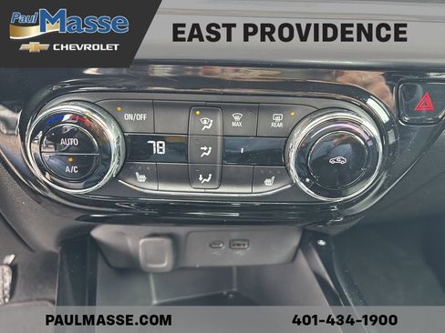 Certified 2024 Chevrolet Trax LT w/ LT Convenience Package image 12