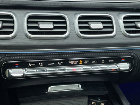 Certified 2024 Mercedes-Benz GLE 450 4MATIC image 32