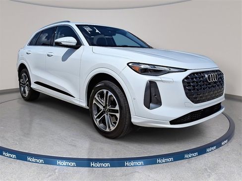 New 2025 Audi Q5 Premium image 4