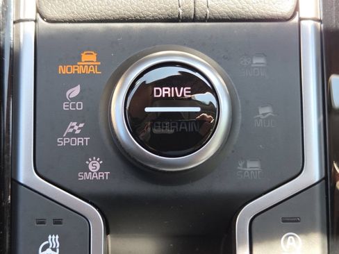 Used 2026 Kia Sorento SX AWD/4WD image 10
