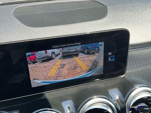 Used 2023 Mercedes-Benz GLB 250 4MATIC image 20