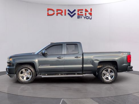 Used 2017 Chevrolet Silverado 1500 LT w/ All Star Edition image 2