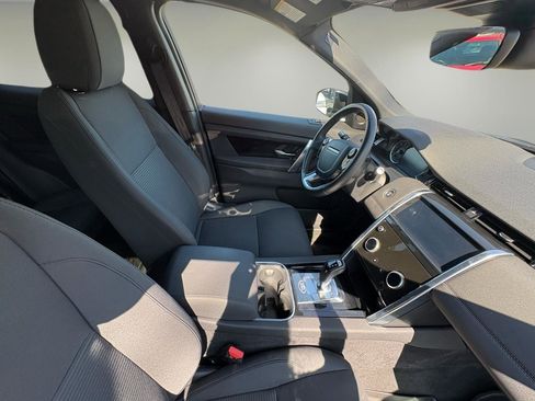 Used 2020 Land Rover Discovery Sport image 36