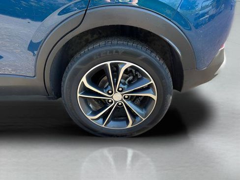 Used 2021 Buick Encore GX Select AWD/4WD image 22
