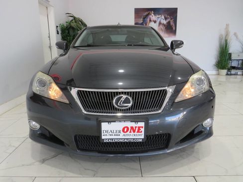 Used 2010 Lexus IS 250C RWD image 16