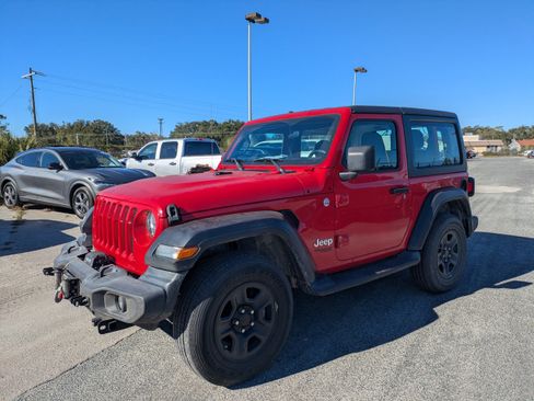 Used 2019 Jeep Wrangler Sport image 8