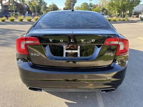 Used 2014 Volvo S60 T5 image 12