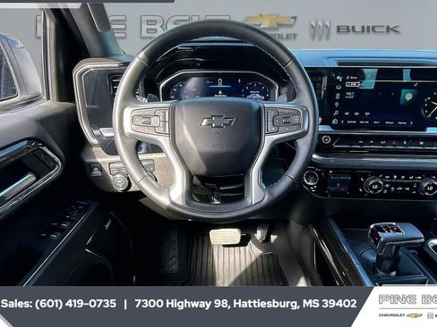 Used 2024 Chevrolet Silverado 1500 RST w/ Convenience Package II AWD/4WD image 6