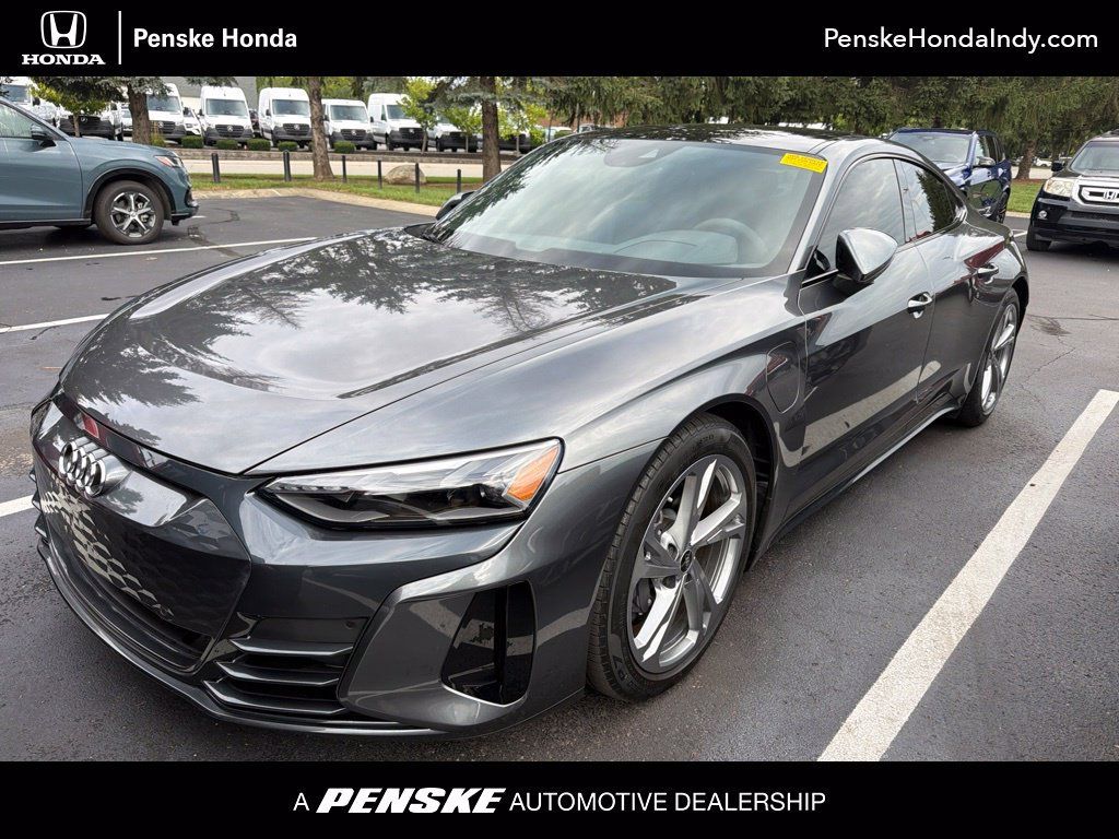 Used 2023 Audi e-tron GT Premium Plus AWD/4WD image 1