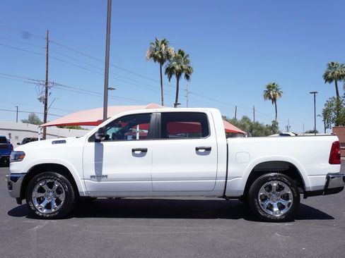 Used 2026 RAM 1500 Big Horn AWD/4WD image 2