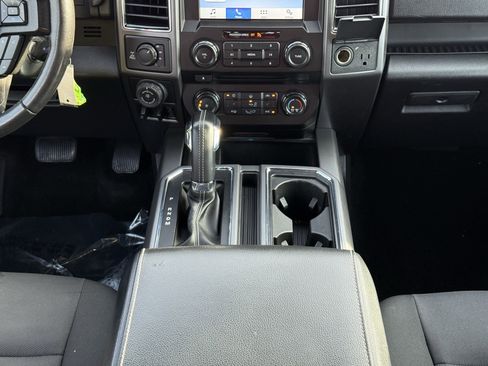 Used 2018 Ford F150 XLT w/ Equipment Group 302A Luxury image 18