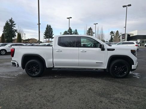 Used 2026 GMC Sierra 1500 Elevation w/ Elevation Premium Package image 2