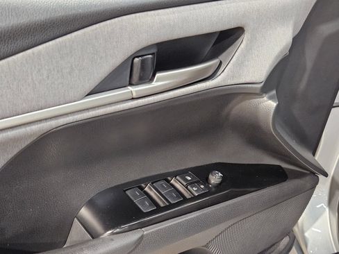 Used 2025 Toyota Camry LE FWD image 21