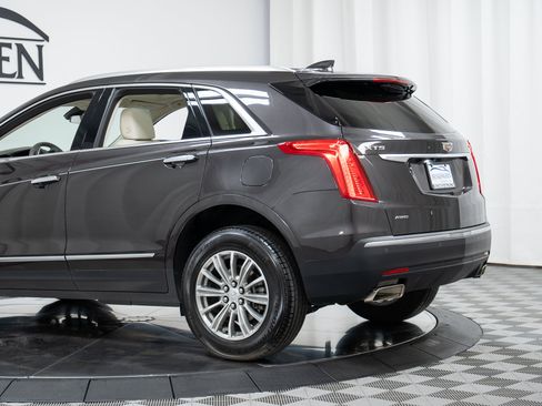 Used 2018 Cadillac XT5 Luxury w/ Driver Awareness Package AWD/4WD image 29
