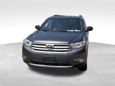 Used 2013 Toyota Highlander Limited AWD/4WD image 35