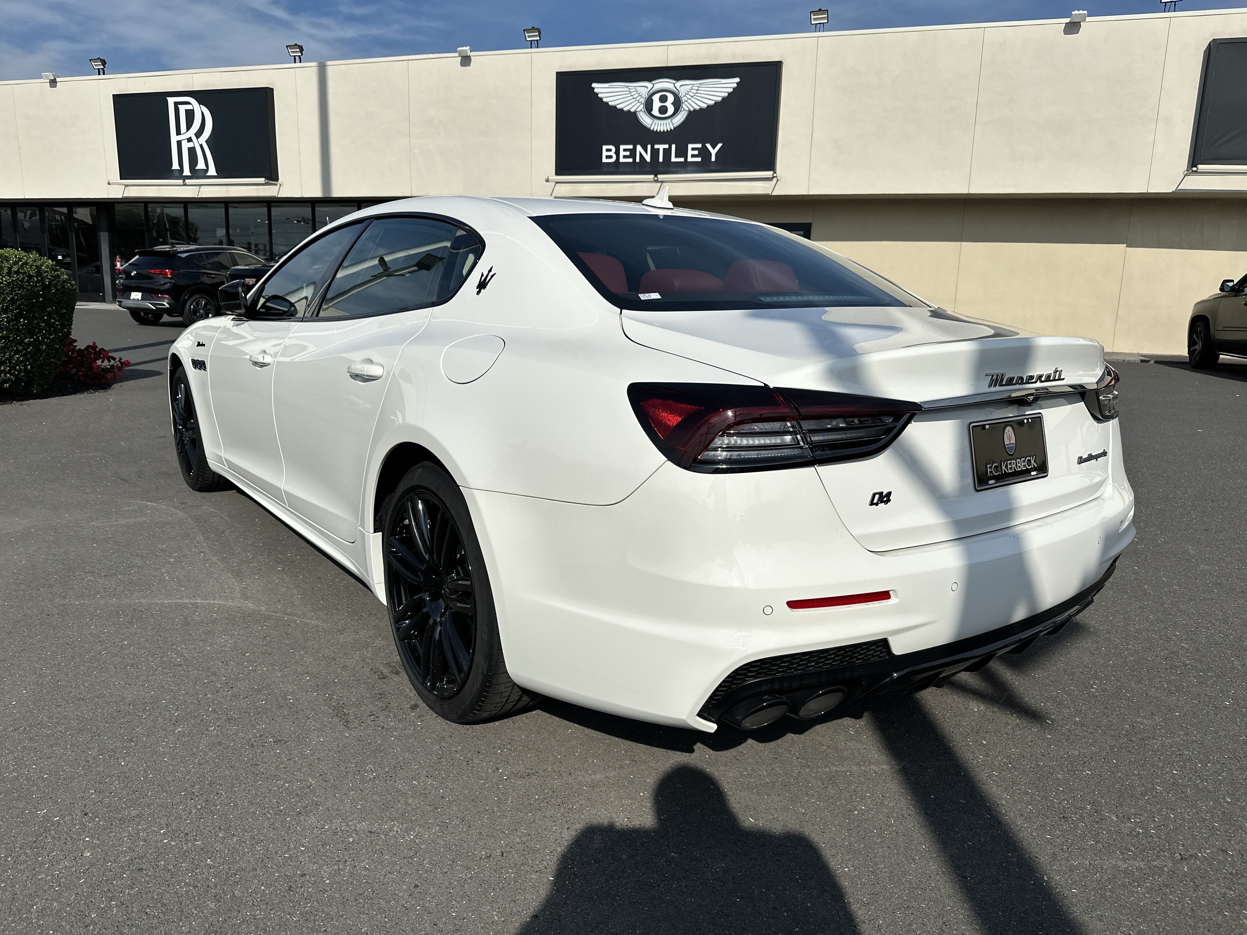 Used 2023 Maserati Quattroporte Modena Q4 AWD/4WD image 7