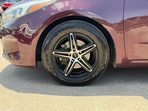 Used 2018 Kia Forte LX w/ LX Popular Package FWD image 12