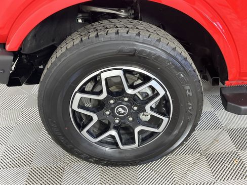 Certified 2023 Ford Bronco Outer Banks image 8