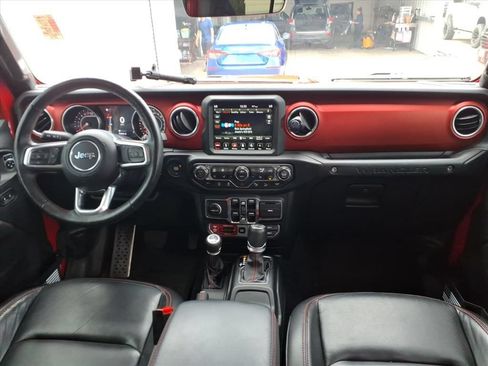 Used 2019 Jeep Wrangler Unlimited Rubicon AWD/4WD image 14