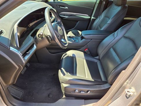 Used 2024 Cadillac XT4 Premium Luxury AWD/4WD image 8