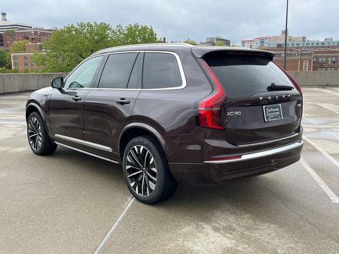 New 2026 Volvo XC90 T8 Ultra w/ Protection Package Premier AWD/4WD image 4