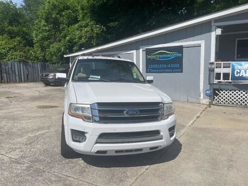 Used 2017 Ford Expedition EL Limited RWD image 2