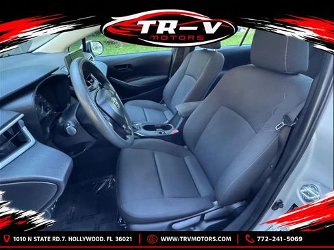 Used 2024 Toyota Corolla LE FWD image 10