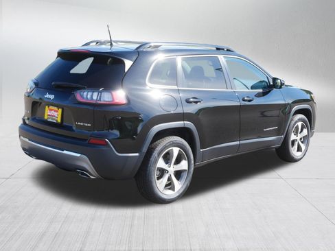 Used 2022 Jeep Cherokee Limited AWD/4WD image 7