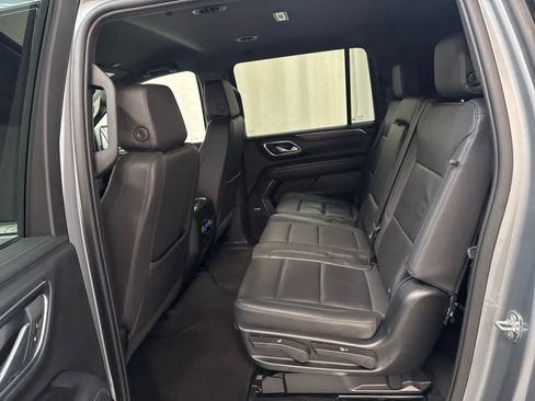 Certified 2023 Chevrolet Suburban LT image 11