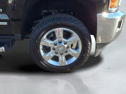 Used 2019 Chevrolet Silverado 2500 LTZ w/ Duramax Plus Package image 24