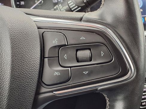 Used 2022 Buick Encore GX Essence w/ Advanced Technology Package image 22