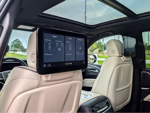 Used 2021 Cadillac Escalade Sport w/ Driver Assist Tech Package AWD/4WD image 16