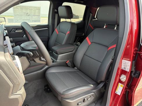New 2026 Chevrolet Colorado Z71 image 12