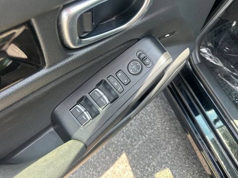 Used 2025 Honda Civic Sport image 14